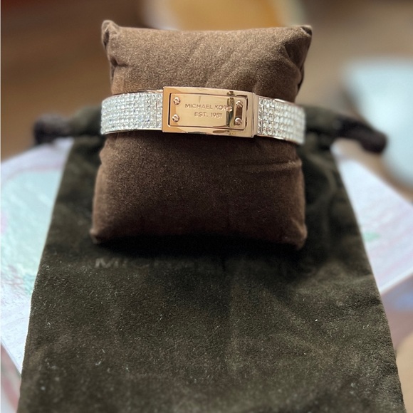 Michael Kors Pave Logo Plaque Gold Bangle - Picture 13 of 16